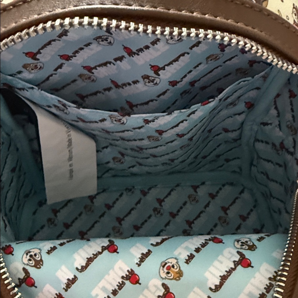 Loungefly Backpack - Disney Chip and Dale - Picture 5 of 10